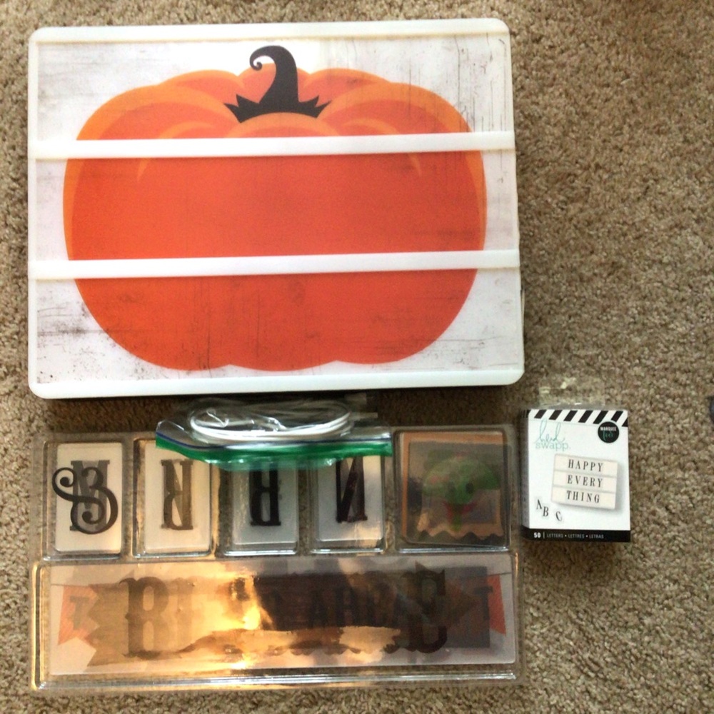 Heidi Swapp Lightbox with Marquee letters and Halloween set